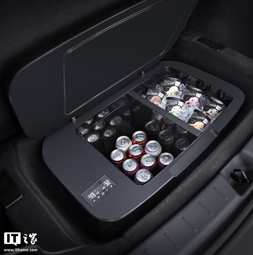 特斯拉中国上架 Model YY L 适用双温区车载冰箱:支持老款车型,2499 元