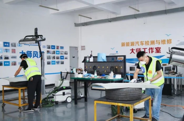 内蒙古呼和浩特市新能源汽车行业职工职业技能比赛举办