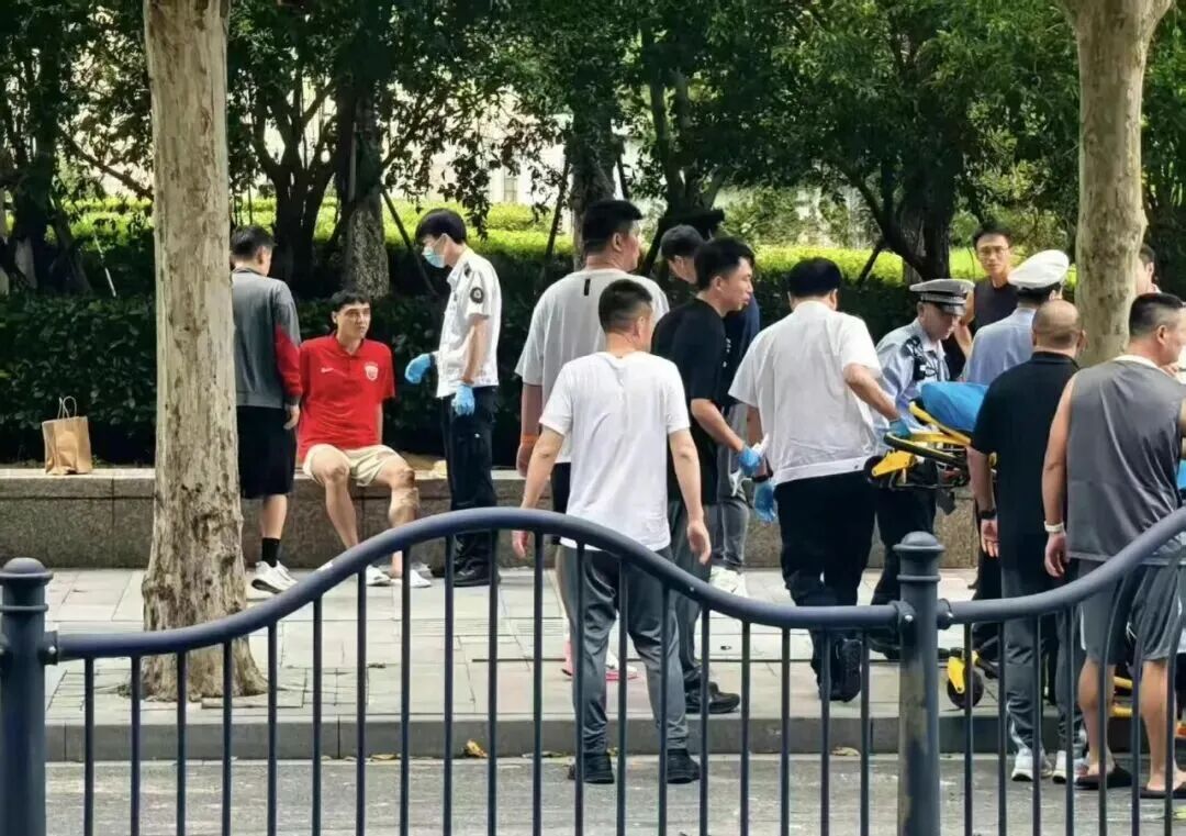 上海海港队确认球员吾米提江遭遇车祸