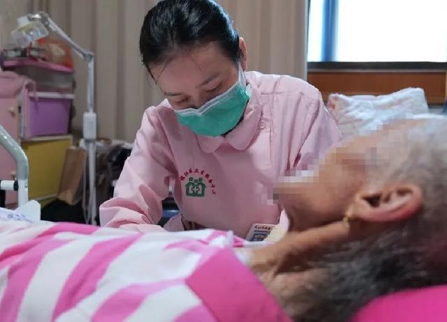“你来了，我心才踏实”！南桥社卫零距离守护患者生命通道