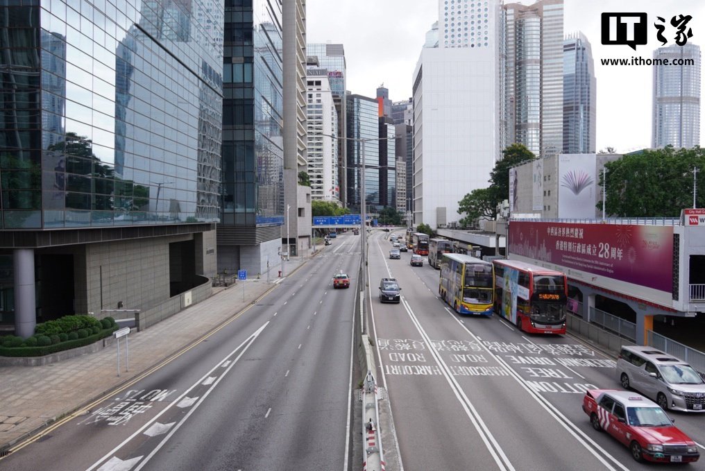 香港运输署公布网约车服务牌照申请要求，Uber 优步、滴滴准备申请