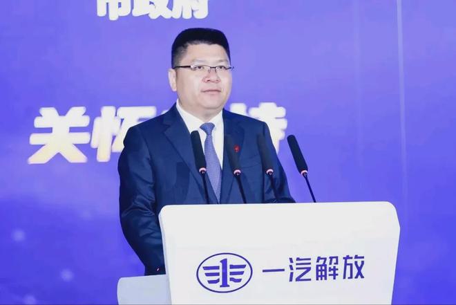 半年利润翻15倍，一汽解放凭战略破局，李胜功不可没