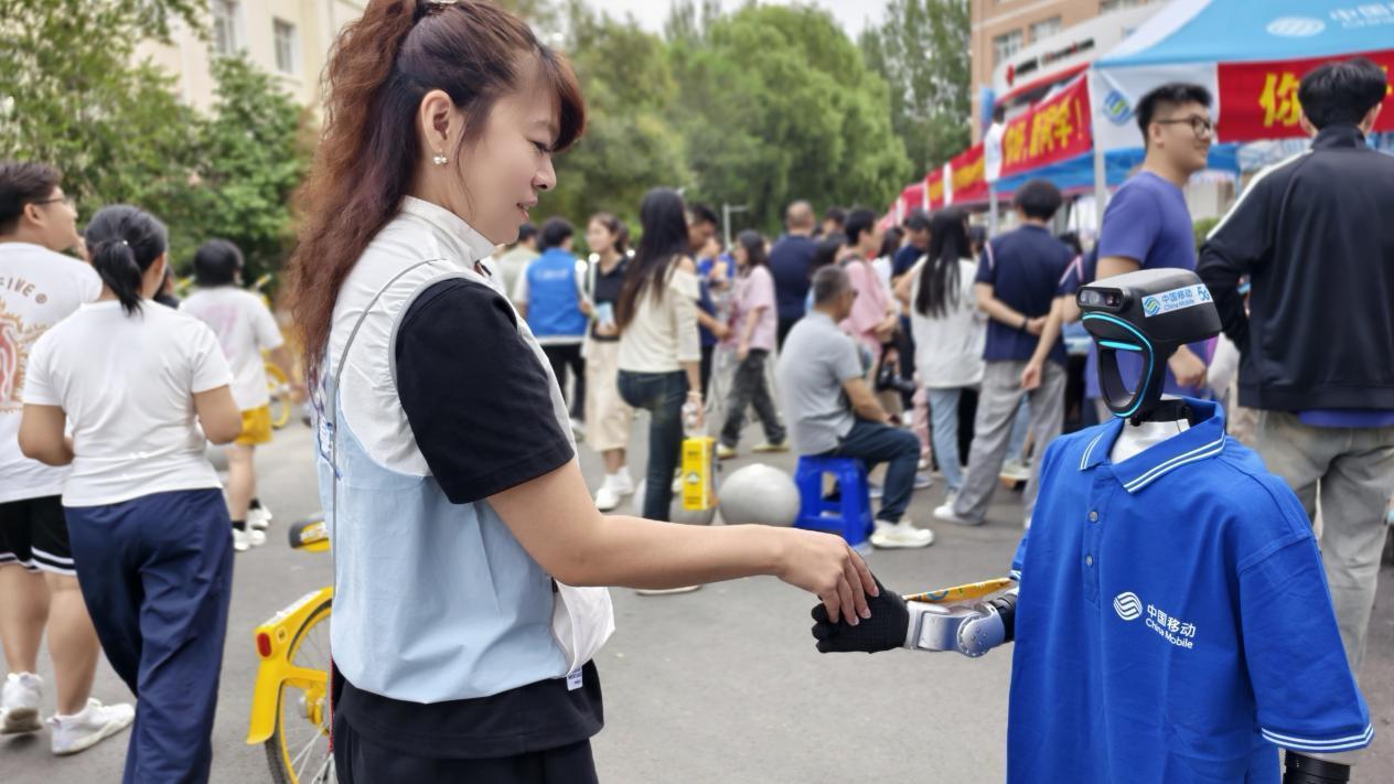 萌新报到！哈尔滨移动以心级服务，伴你开启大学时光