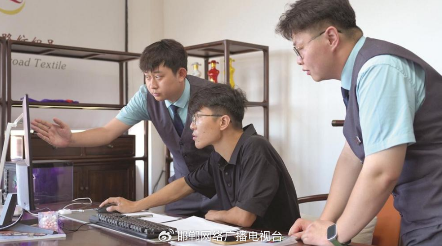 从“找窗口”到“找服务”——大名县推进“高效办成一件事”改革观察 从“找窗口”到“找服务”——大名县推进“高效办成一件事”改革观察