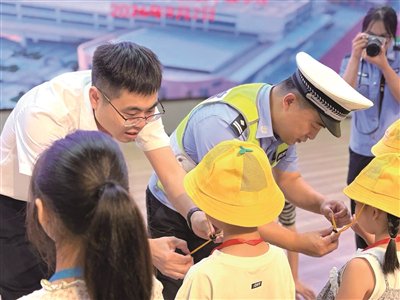 守护青少年出行平安 守护青少年出行平安
