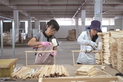 拓展海外市场 拓展海外市场