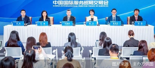 全球首个!“数字友好”主题展区亮相 全球首个!“数字友好”主题展区亮相
