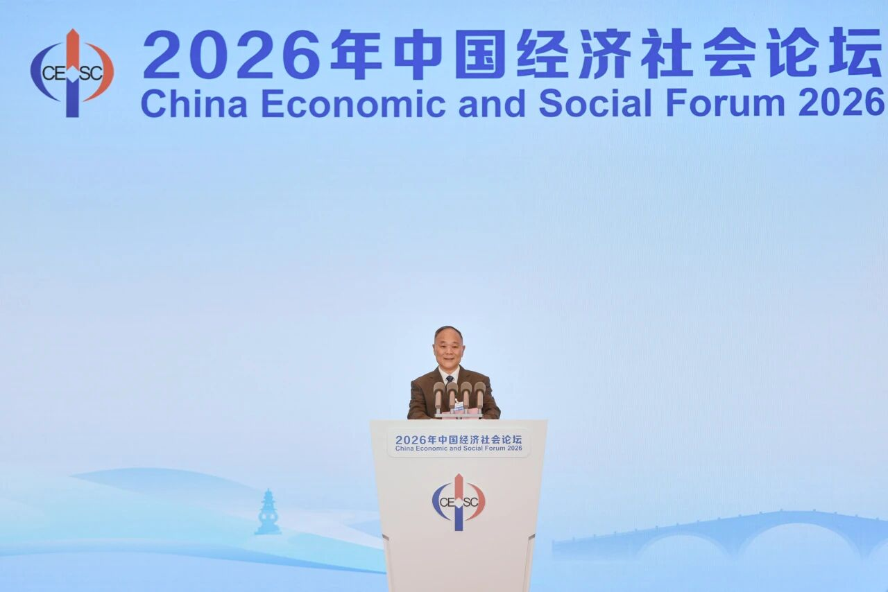 李书福：汽车产业应成为全球合作的积极推动者