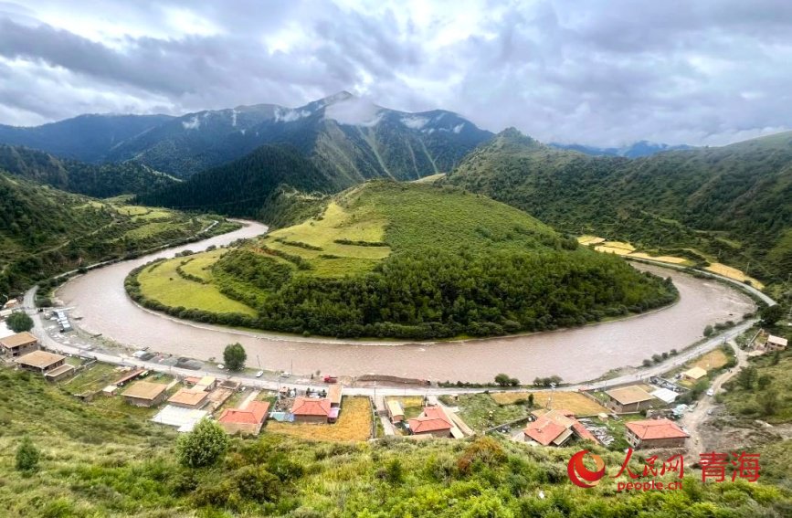 一条沟与一座城的90年