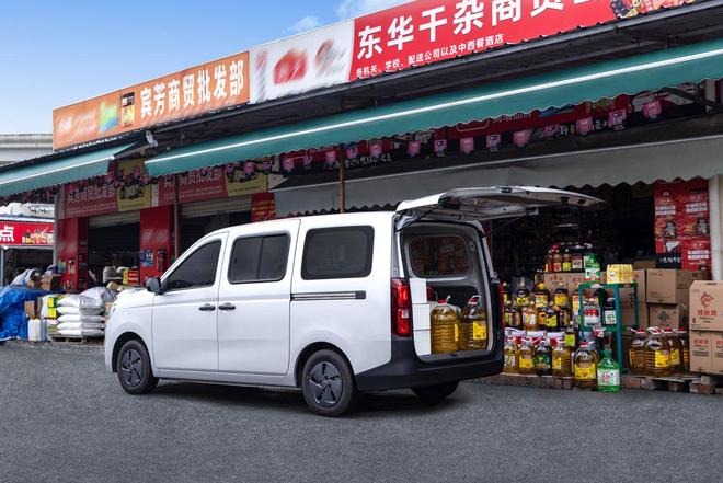 单月份额近6成，五菱要重塑新能源轻客市场格局？