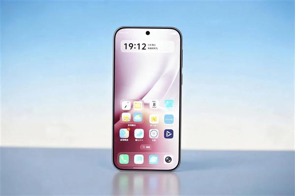 今年最强标准版!vivo X500手机评测:这个中杯有点不讲武德 今年最强标准版!vivo X500手机评测:这个中杯有点不讲武德