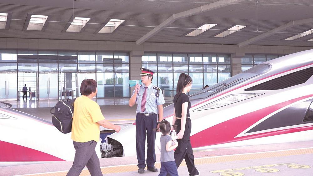 中秋国庆假期, 邯郸东站计划加开高铁列车11列 中秋国庆假期, 邯郸东站计划加开高铁列车11列