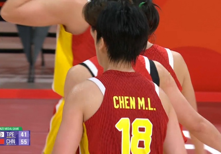 火力全开！张子宇4连击 引领中国女篮轰19-5领先14分打停对手