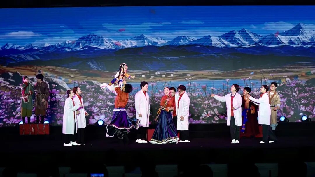 音乐剧《点亮万家》。林凤清