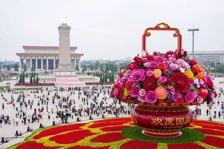 国庆花篮花坛,如何保持“颜值不断线”? 国庆花篮花坛,如何保持“颜值不断线”?