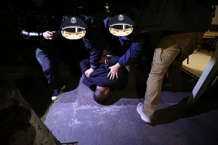 亮剑新型黑恶犯罪 昆明公安打掉十个涉恶团伙