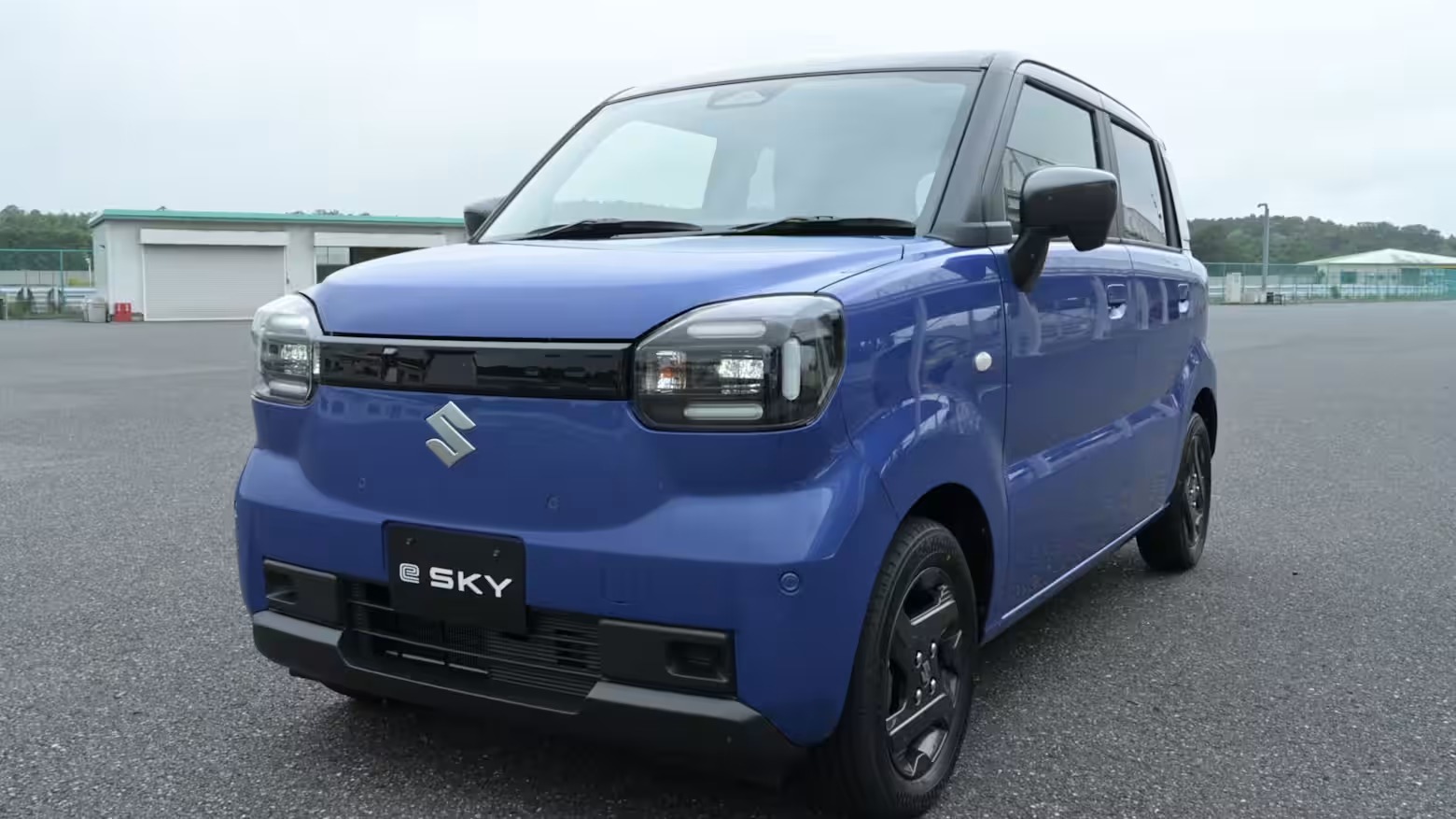 铃木首款电动 K-car e‑Sky 下月日本上市：定价低于比亚迪 Racco，续航达 310 公里