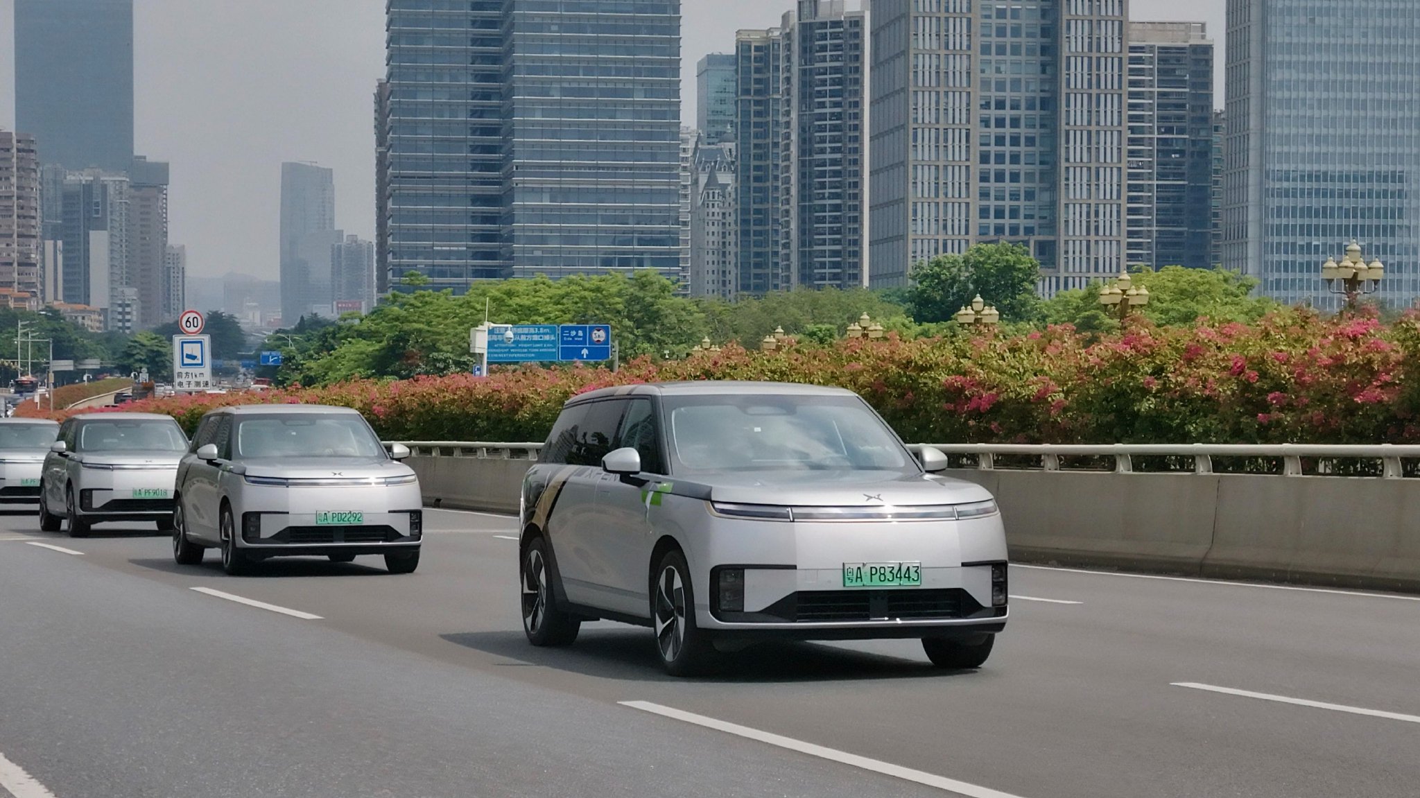 小鹏Robotaxi正式定名悠游 打车程序同步上线