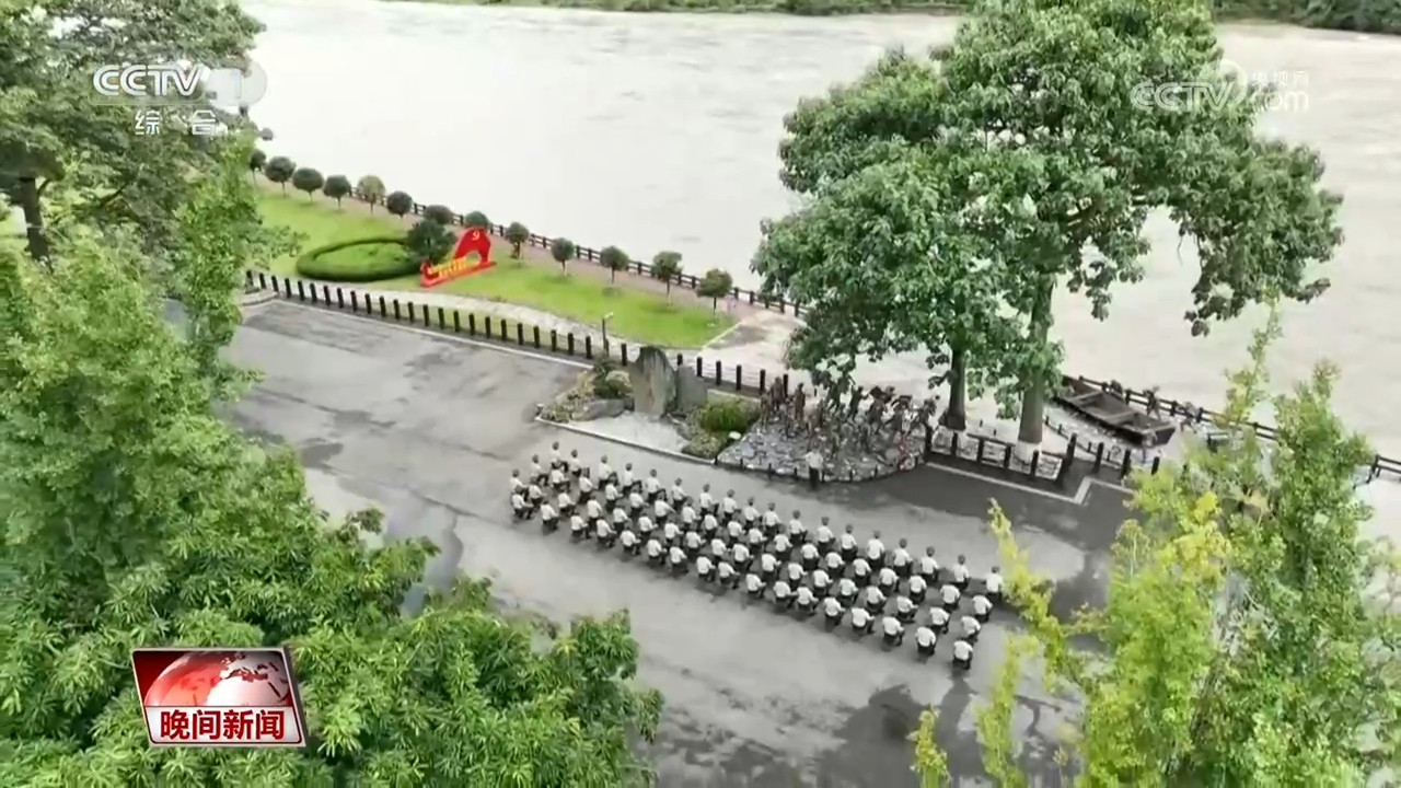 九十一年军魂传承 走近大渡河畔的“守坝人” 九十一年军魂传承 走近大渡河畔的“守坝人”