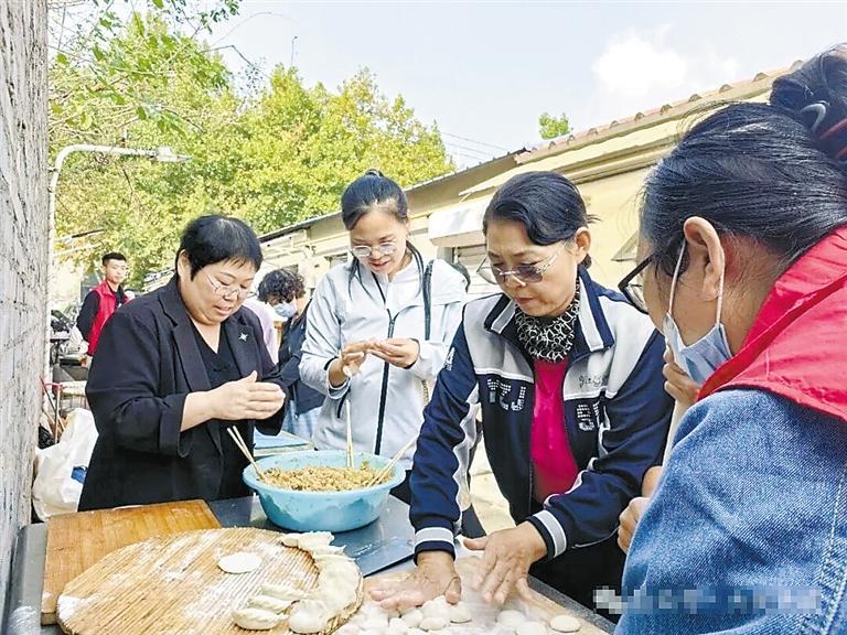 情暖金秋迎重阳 桑榆含笑享温情 情暖金秋迎重阳 桑榆含笑享温情