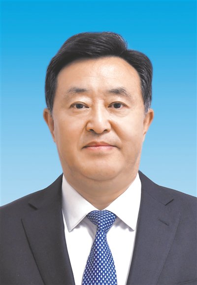 贺伟华同志简历