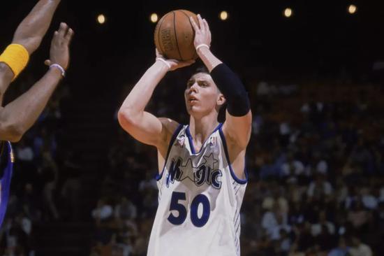 他是世紀狀元兩進總冠軍賽!究竟算不算一個水貨?-黑特籃球-NBA新聞影音圖片分享社區