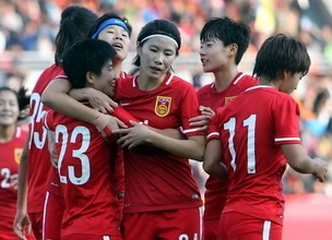 女足2-0轻取意大利