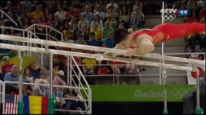 gif 正文    北京时间8月9日凌晨,体操男子团体决赛,中国队第五个项目