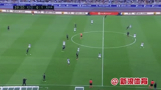 阿森西奥轻巧挑射破门