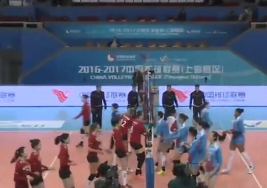 天津女排1-3不敌上海