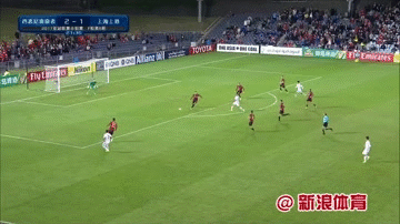 第23分钟 埃神点球自产自销