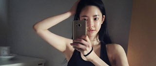 韩国健身网红嫩模撞脸Angelababy