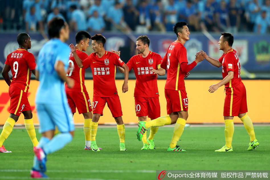 卡扎伊什维利：特别感谢克雷桑给我两次罚点机会，下次再也不罚了