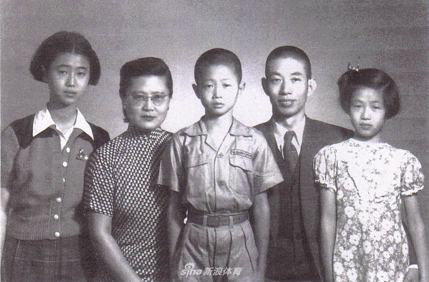 应昌期百年诞辰黑白照片