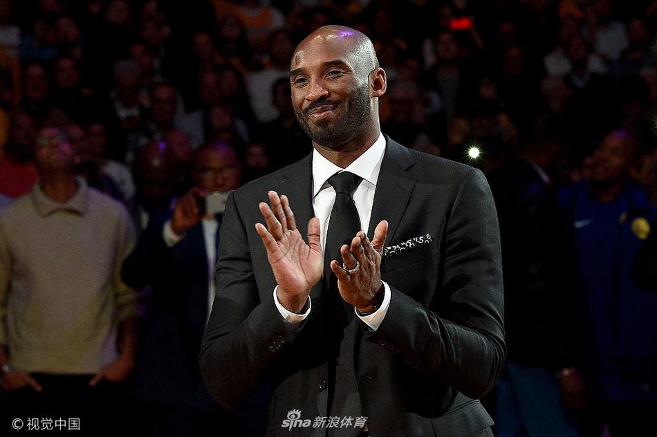 科比球衣退役仪式现场