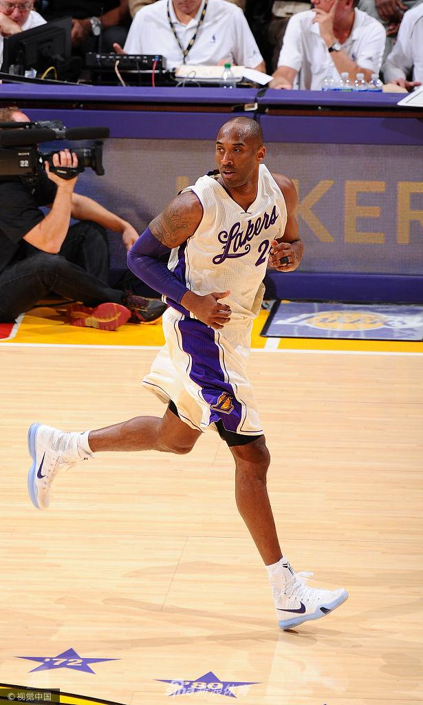 科比生涯36件球衣一览 封神之路