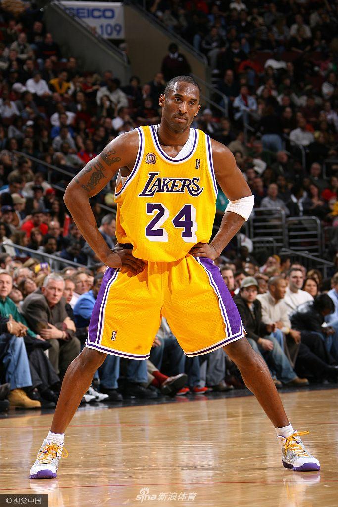 科比生涯36件球衣一览 封神之路