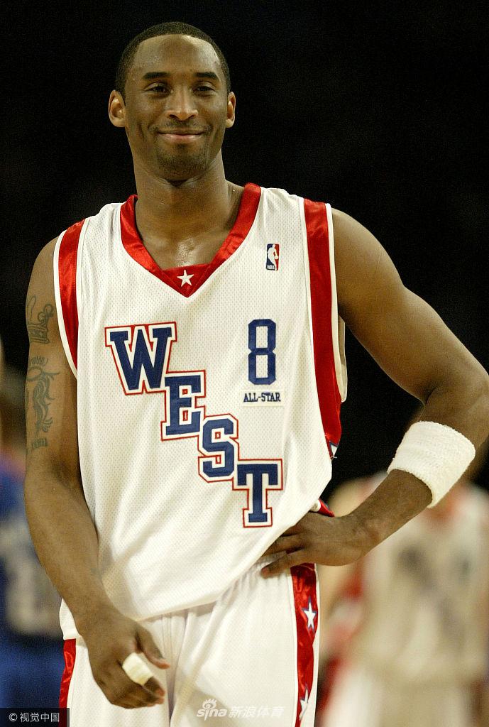 科比生涯36件球衣一览 封神之路