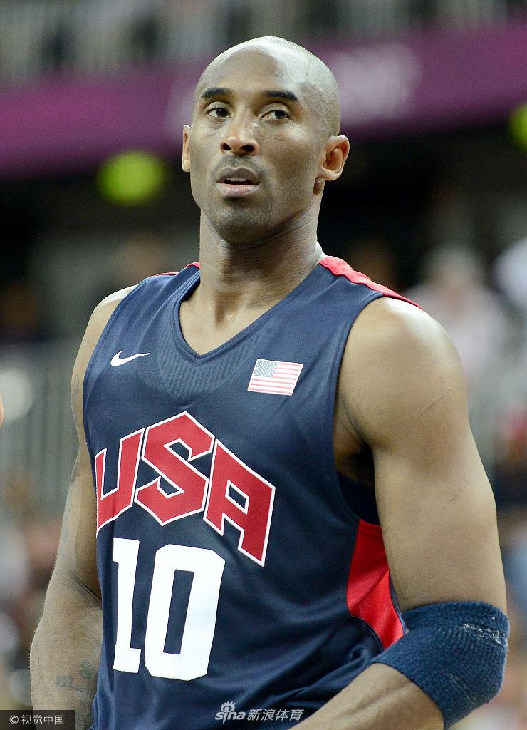 科比生涯36件球衣一览 封神之路