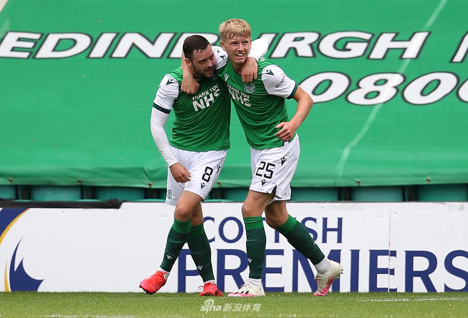 希伯尼安前锋马丁·博伊尔在边路如猎豹般启动，用速度强行超车后送出传中，为队友的进球铺平了道路。