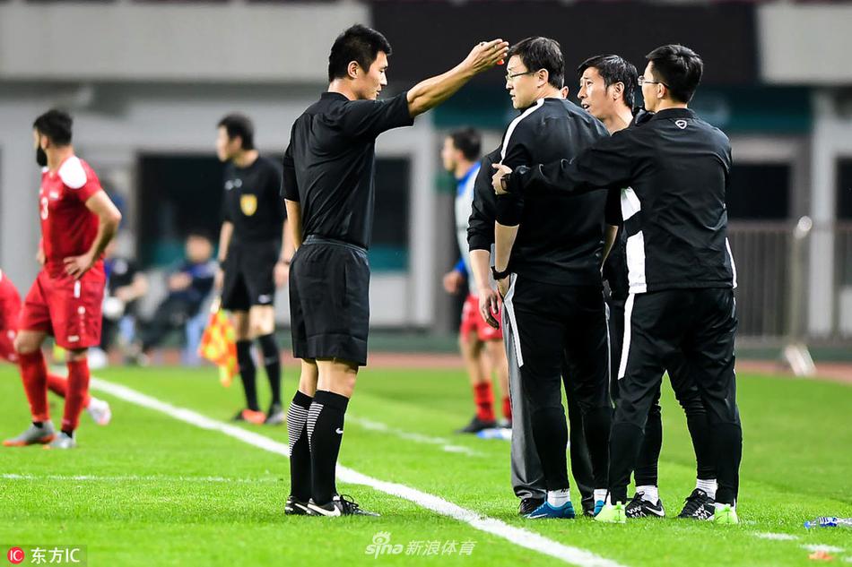 [流言板]赛事官方分享369讲解剑魔操作：技能能打到谁就打谁