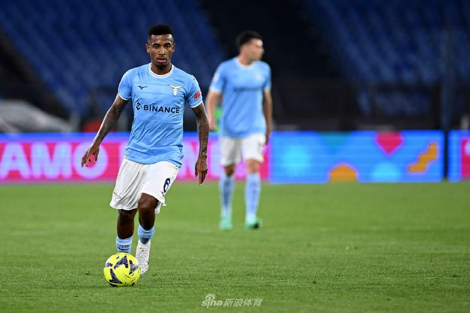 菲利佩·安德森接队友精妙直塞，面对门将冷静推射破门，为拉齐奥首开纪录。