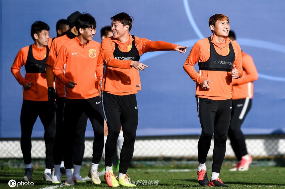 輕輕松松！阿德巴約11中4拿到18分7板5助3帽