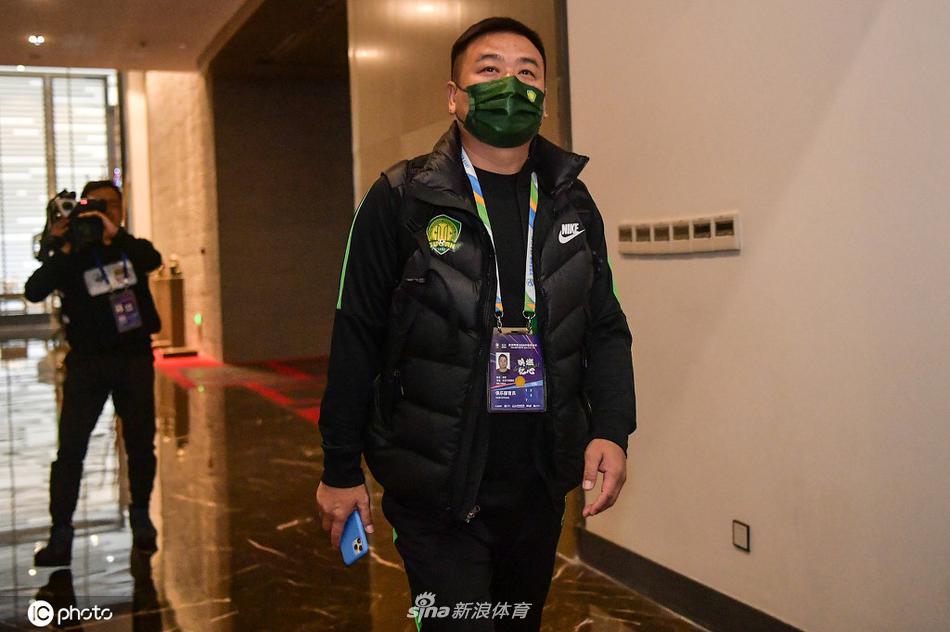 记者：杨皓宇打入金子般进球，助山东U20队有惊无险地成功晋级