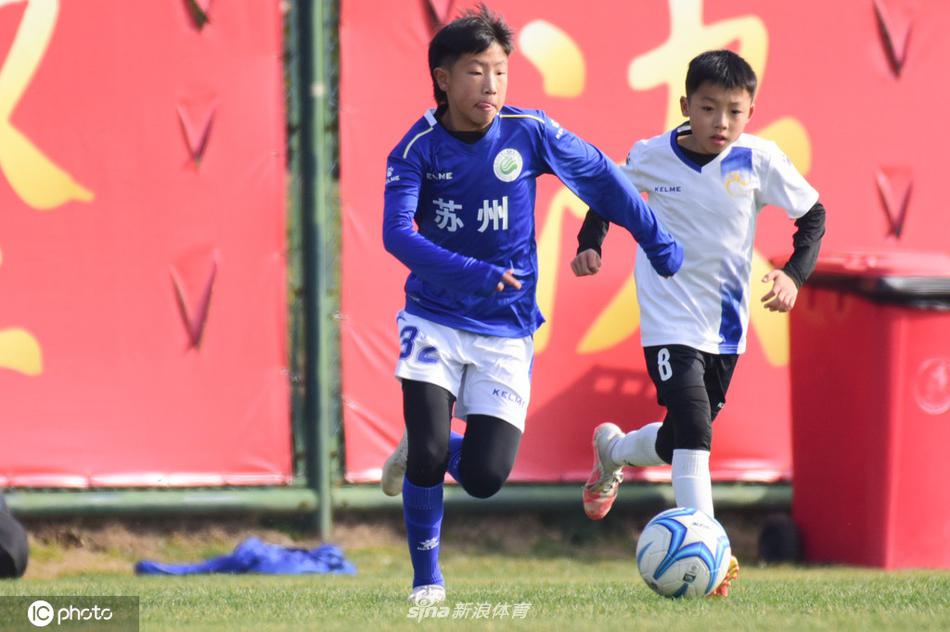 中超综合：强队不胜，争冠形势持续胶着