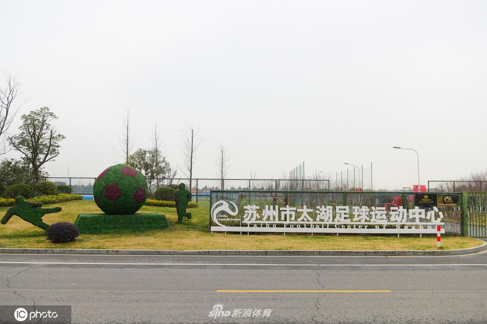 Hope也是好起来了，韩国人居然说chovy是中单Hope