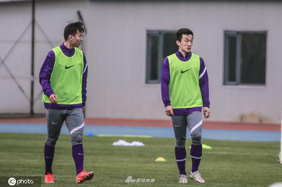 雙塔缺戰？火箭隊疑似放出煙幕彈！4中鋒配置，可輪流圍剿約基奇