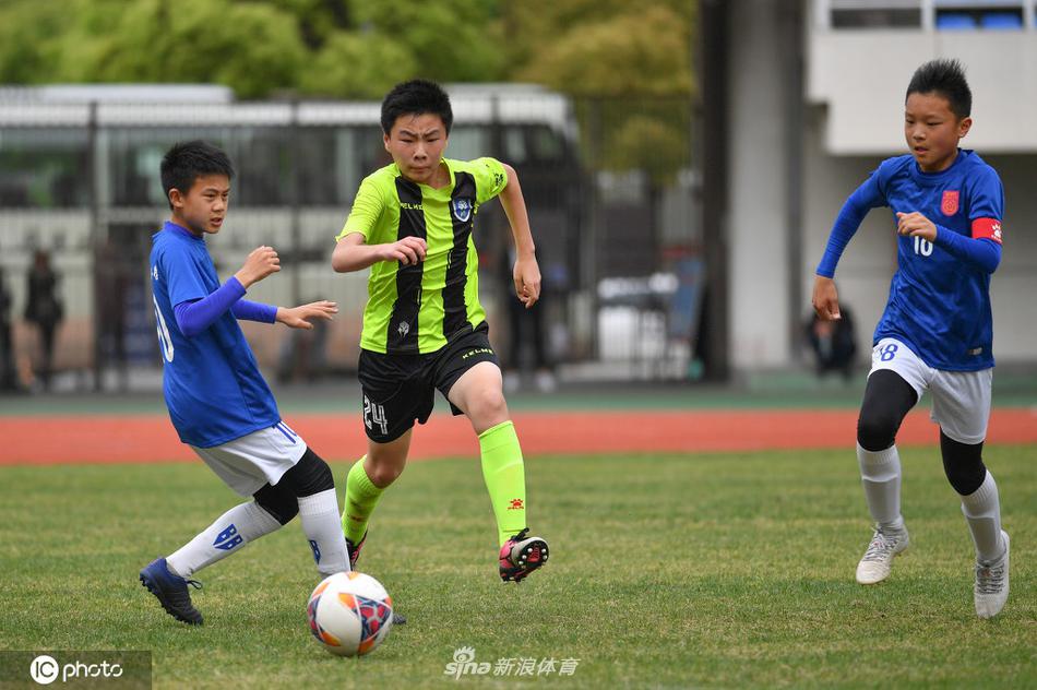 [流言板]庫里、巴特勒和格林本賽季出戰時8勝6負，上賽季22勝5負