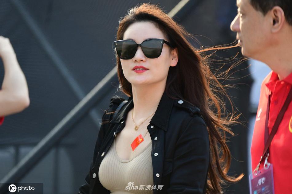 队记：阿德巴约的伤势不严重&不会长期缺阵 目前是每日观察状态