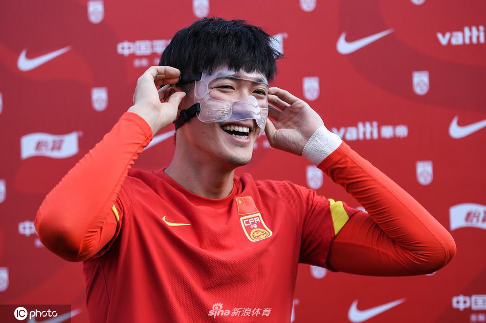 徐阳：邵佳一的融合与沟通能力强；希望更多年轻教练挺身而出